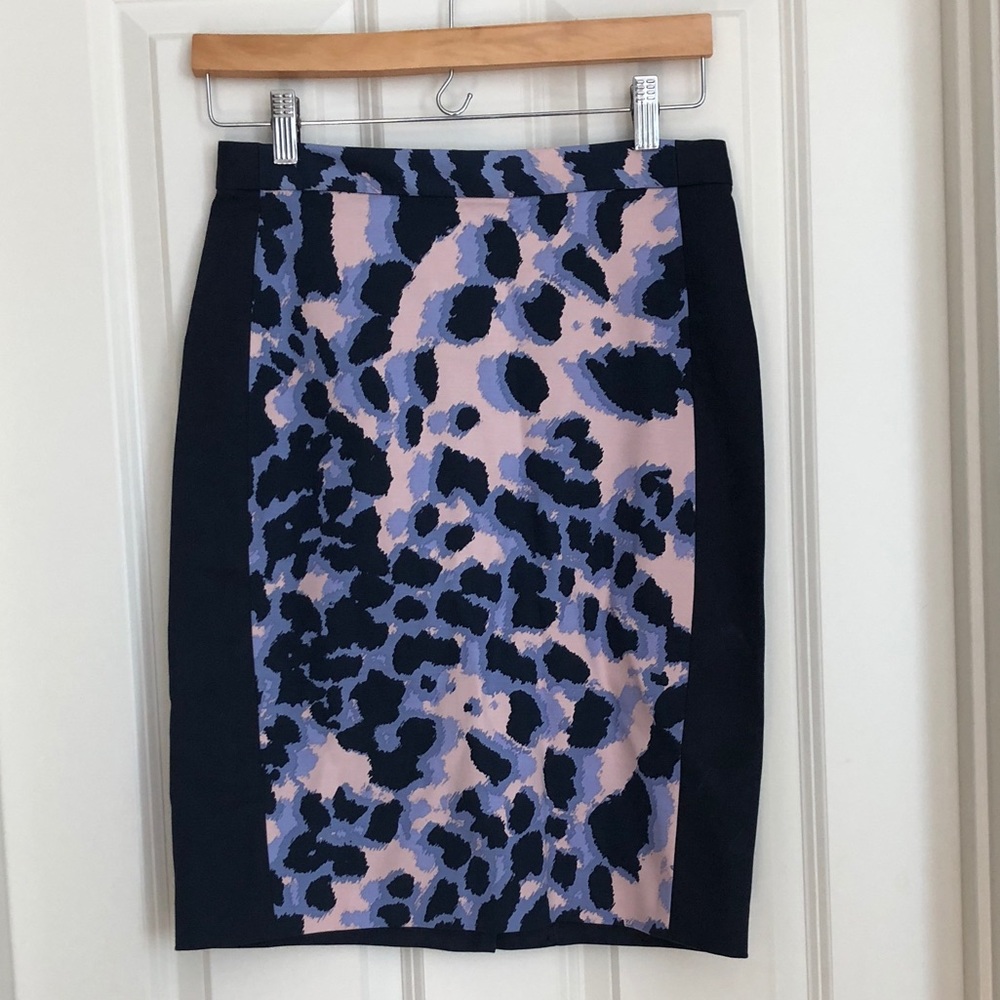 Club Monaco navy patterned skirt size 2